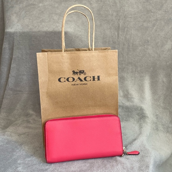 🩷COACH🩷Pink Accordion Zip Wallet with Dustbag/Style #76517/EUC - Picture 5 of 9